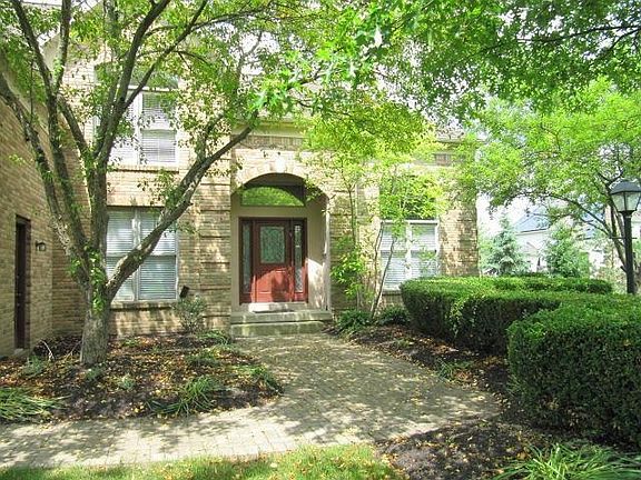 4th image of 1155 Harrison Pond Dr