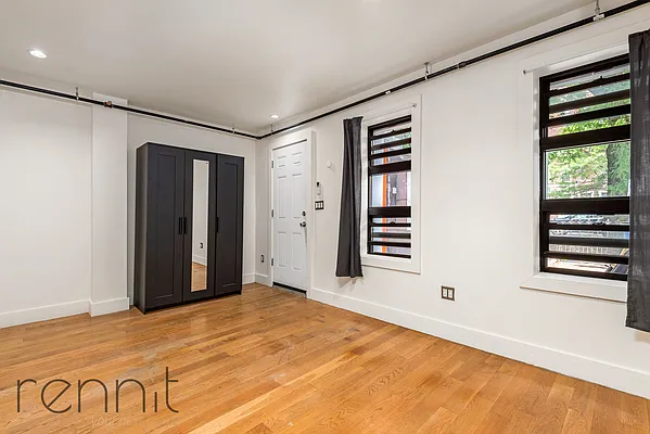 Rented by Rennit Inc. | media 7