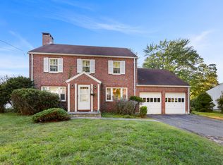 127 Ridgewood Rd, East Hartford, CT 06118