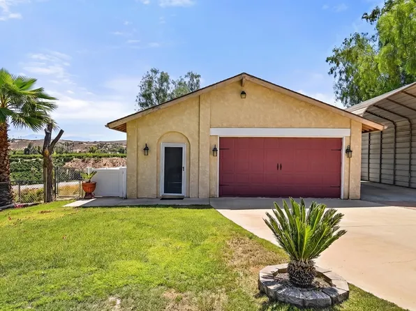 14448 Oakley Dr #B, Riverside, CA 92503