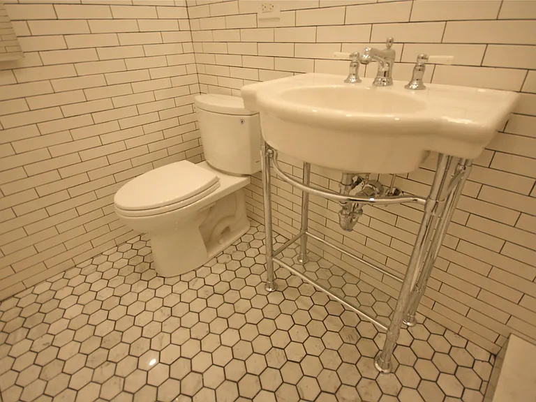 1188 Greene Ave #1 — Photo 7
