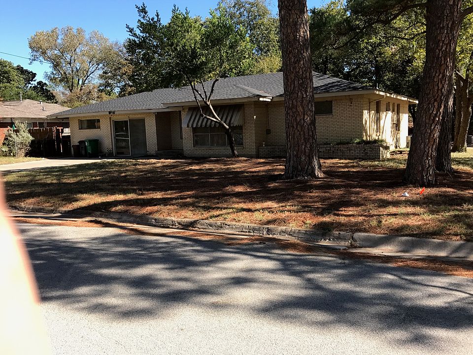 1st image of 2402 Robinwood Ln