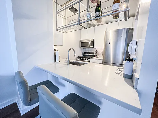 Rented by Compass | media 2