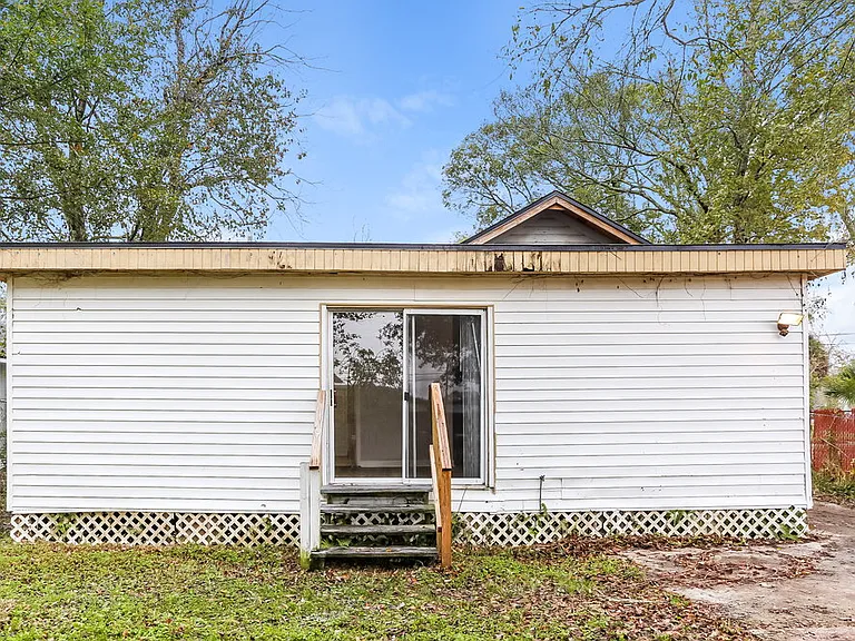 914 Allison St — Photo 16