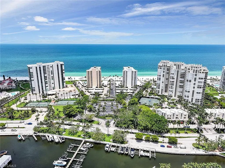 4005 Gulf Shore Blvd N #800 — Photo 7