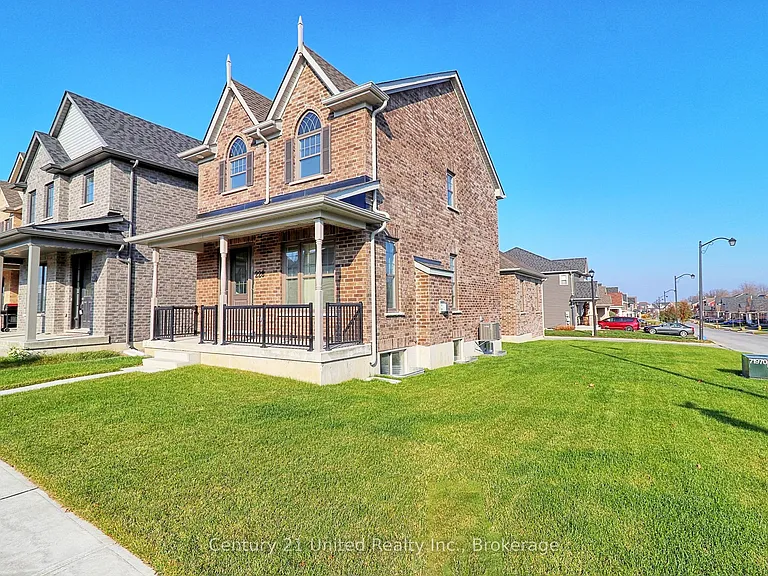228 Rowberry Blvd — Photo 3