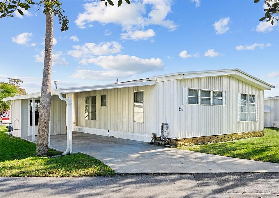 1st image of 26 Club House Dr