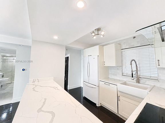 4th image of 1700 N River Drive #805
