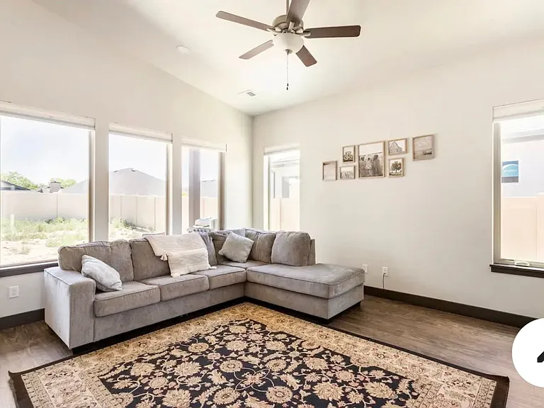 2469 Apex Ave #B — Photo 13
