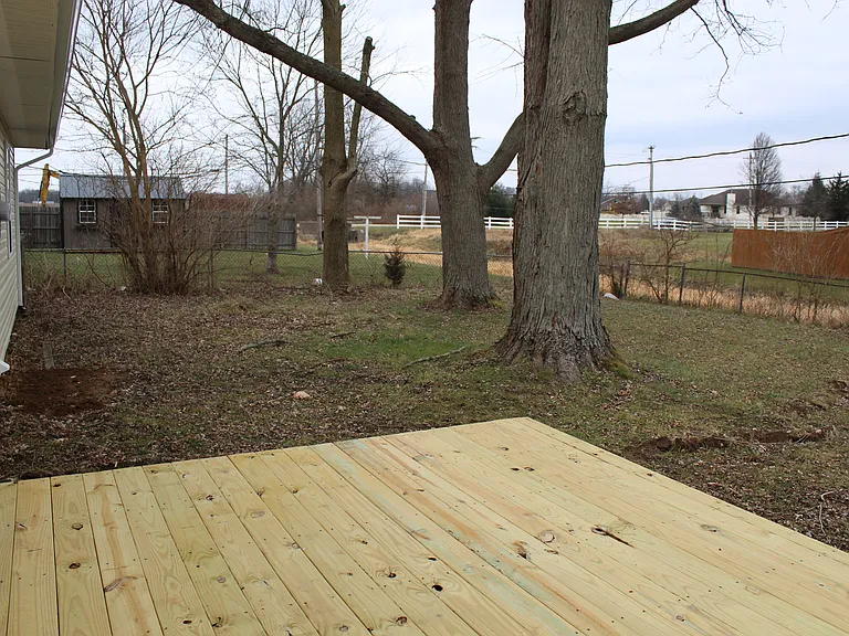 707 Elm Dr — Photo 15