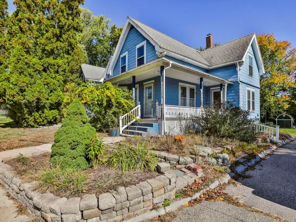 378 S. Mammoth Road, Manchester, NH 03109