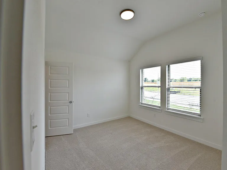 108 Divisadero Dr — Photo 17