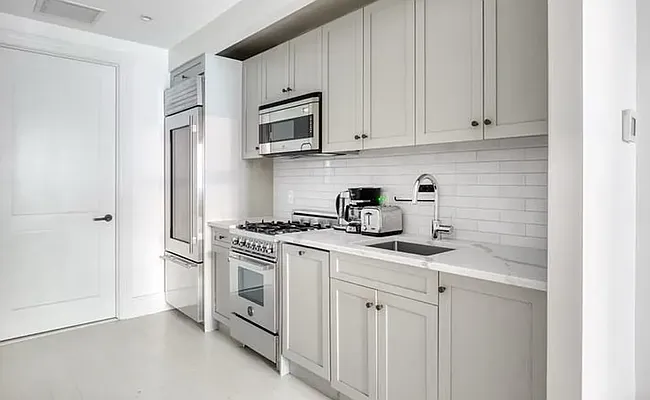 Rented by Serene Powers Real Estate LLC | media 12