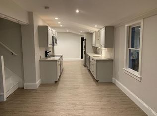2 Laurel Pl #2, Amesbury, MA 01913