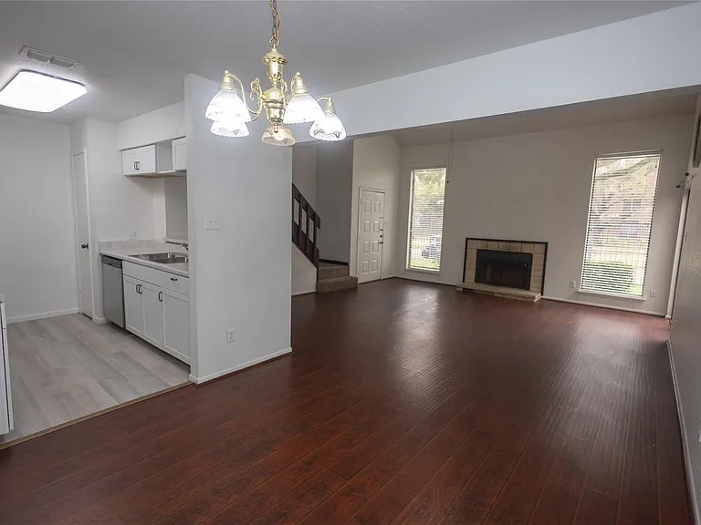 8100 Cambridge St #89 — Photo 10