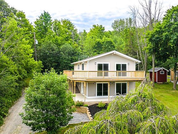 3rd image of 4891 Arrowhead Dr