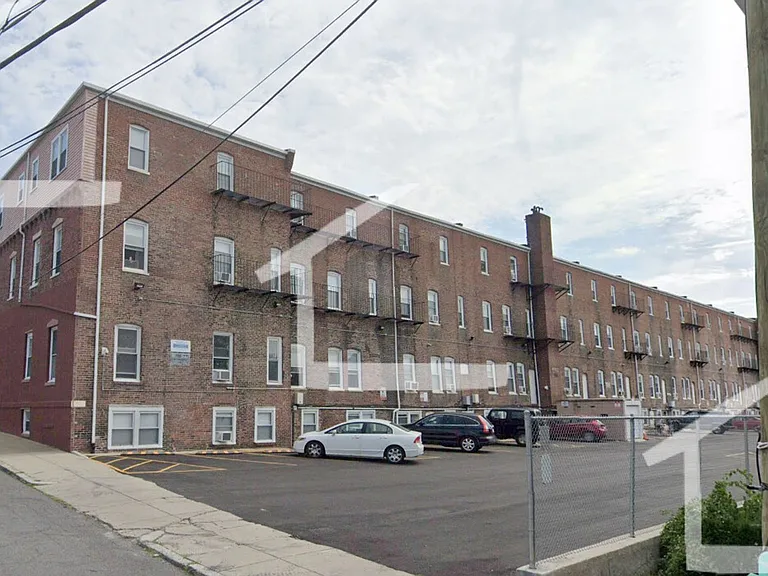 180B N Beacon St #A3 — Photo 1