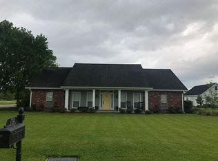 174 Lake View Dr, Raceland, LA 70394