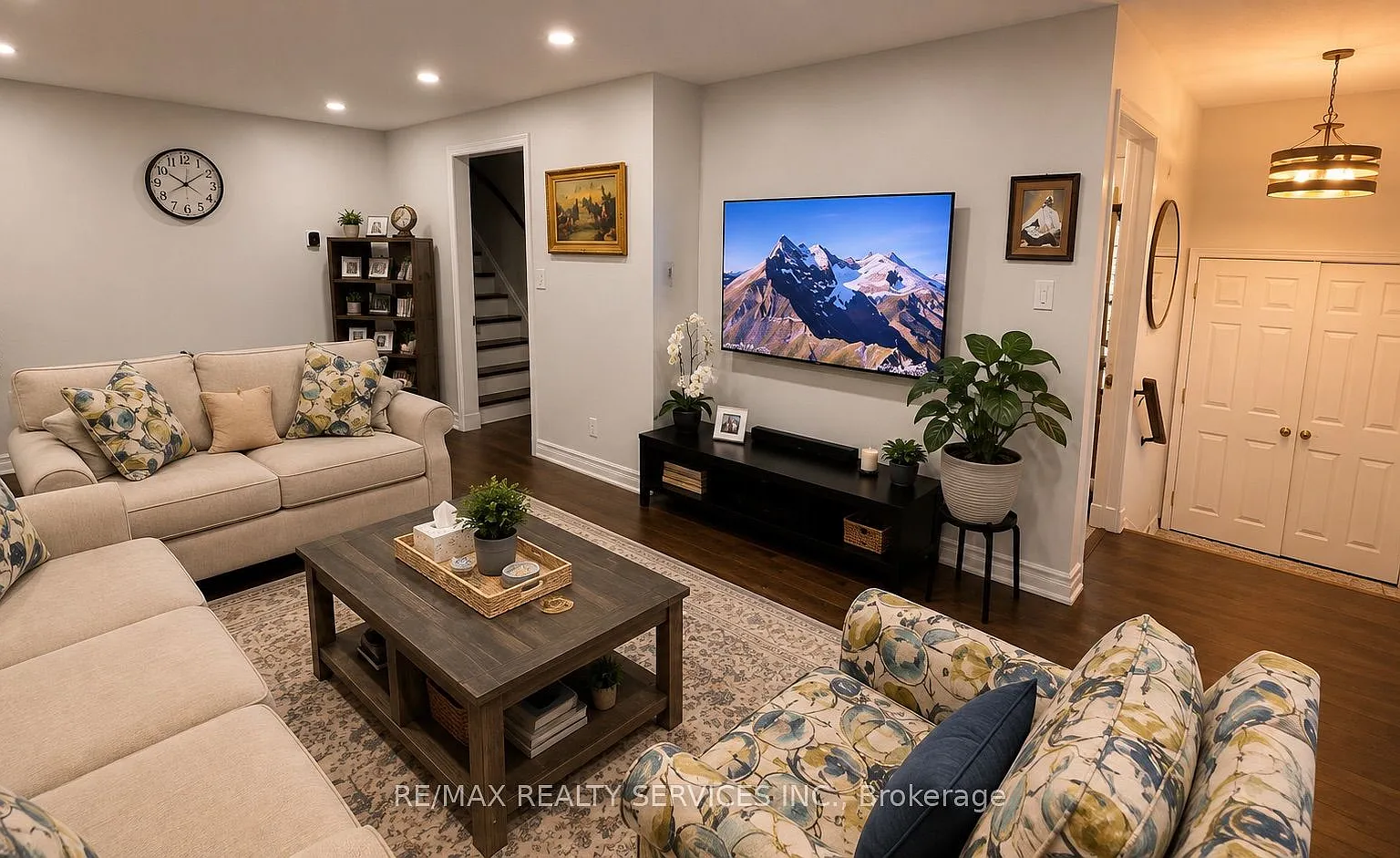4 bed, $2,949 — Photo 4
