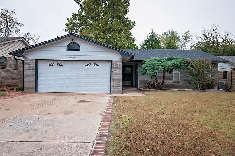 1st image of 115 Palm Ave