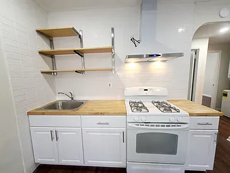 Rented by Metro Garden Realty NYC