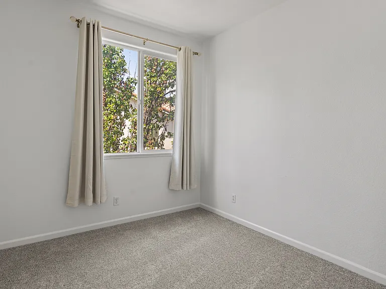 361 Gabiano Ct — Photo 17