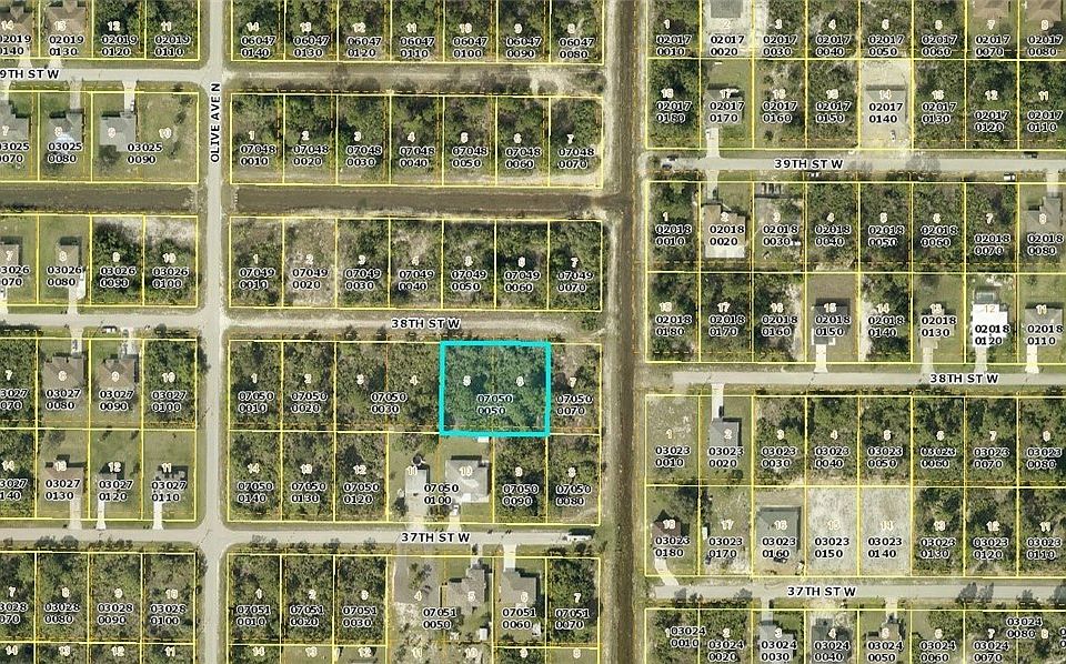 2nd image of 3105 38th St W