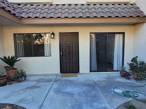 3rd image of 724 Spenser Ln