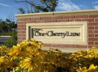10 Sommerset Cir, Greenwood Village, CO 80111