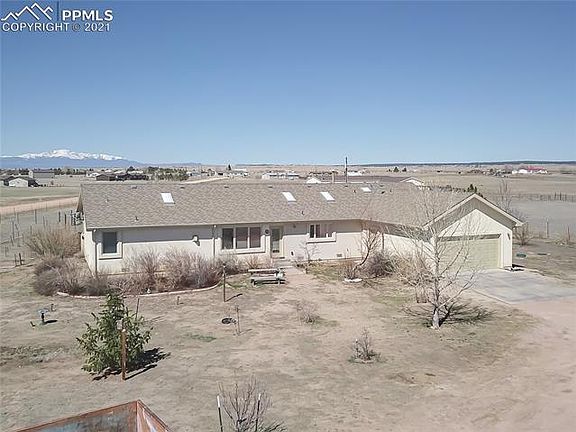 4th image of 17645 Blue Lake Ln