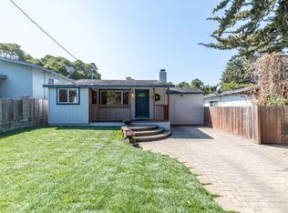 1127 Lincoln Ave, Pacific Grove, CA