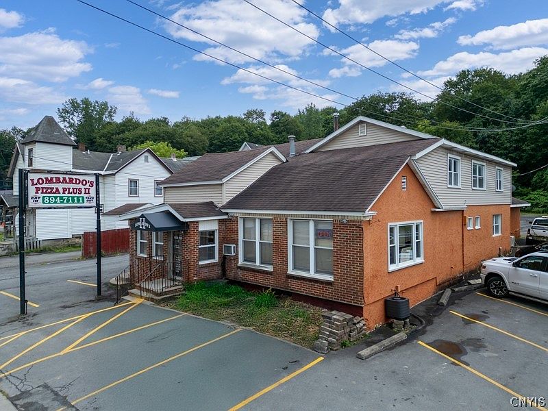 1st image of 154 E Main St