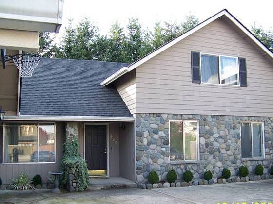1st image of 2020 NE 179th Ave
