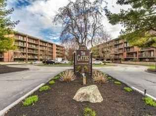 148 Marble St APT 102, Stoneham, MA 02180