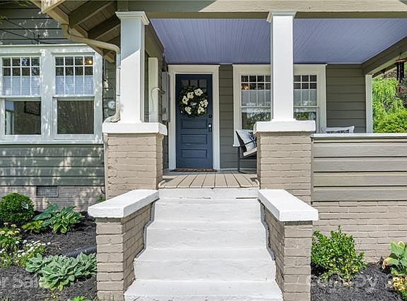3rd image of 845 Temon St