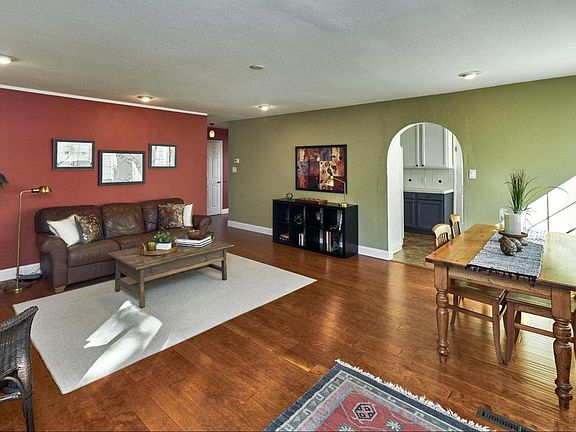 2nd image of 4105 Ross Ave