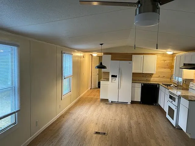 1697 High Way — Photo 7