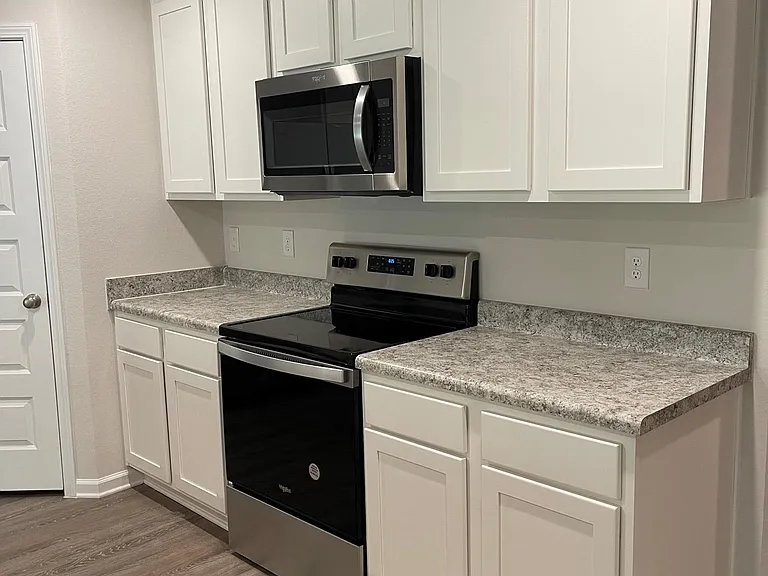8649 Pathstone Blvd — Photo 23