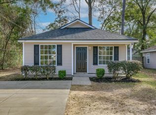 37 Comanche Trl, Crawfordville, FL 32327