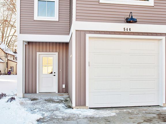 3rd image of 544 & 546 Diekema Ave #546