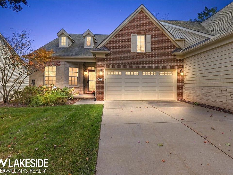 1st image of 609 Mountain Cir