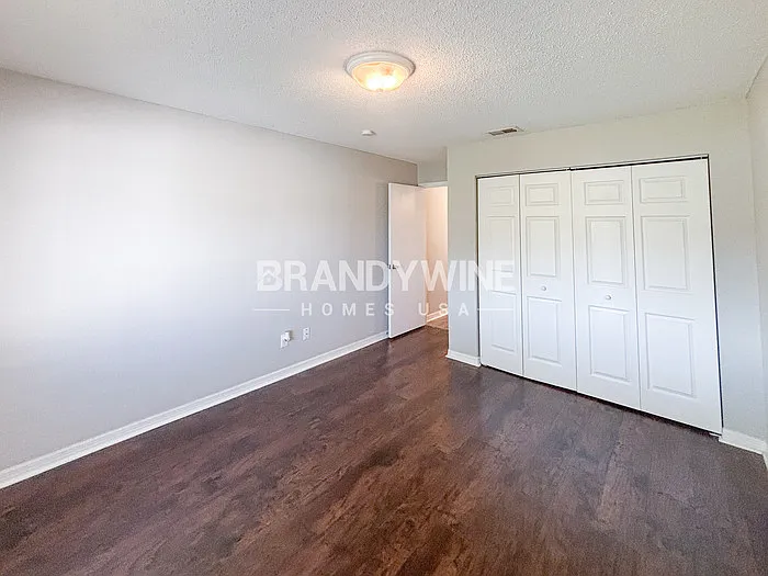 1721 Brandon Trace Ave — Photo 16