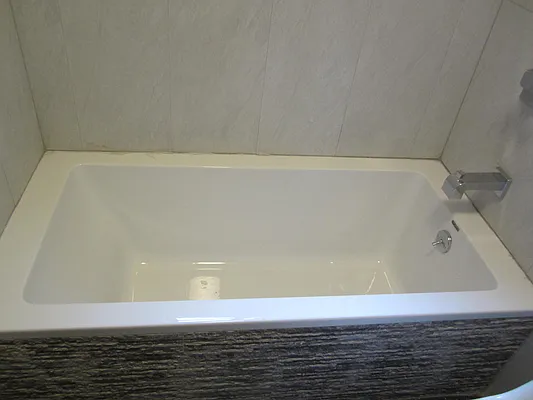 Rented by Uptown Flats LLC | media 21