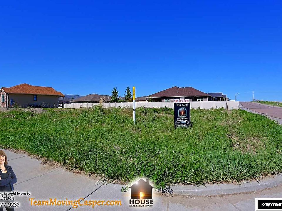 1st image of 2706 Palmer Dr
