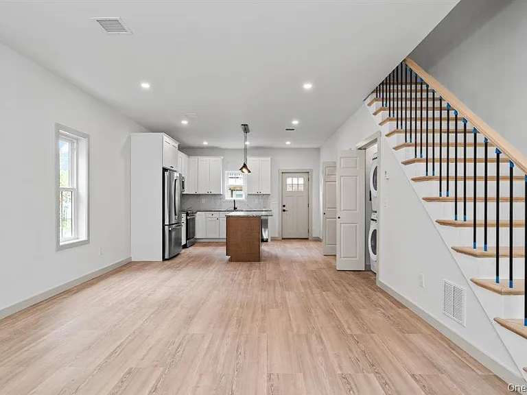 43 Wheeler Ave #A — Photo 4