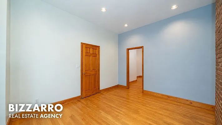 Other photos, photo 19