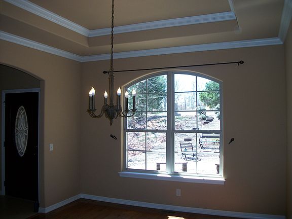 5th image of 3 Hume Cir