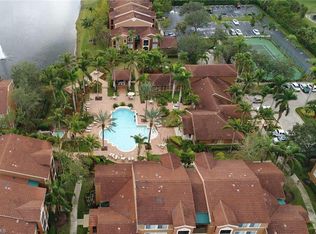 1100 Reserve Way, Naples, FL 34105