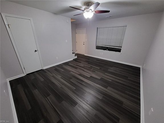 4th image of 6209 Geneva Way #A