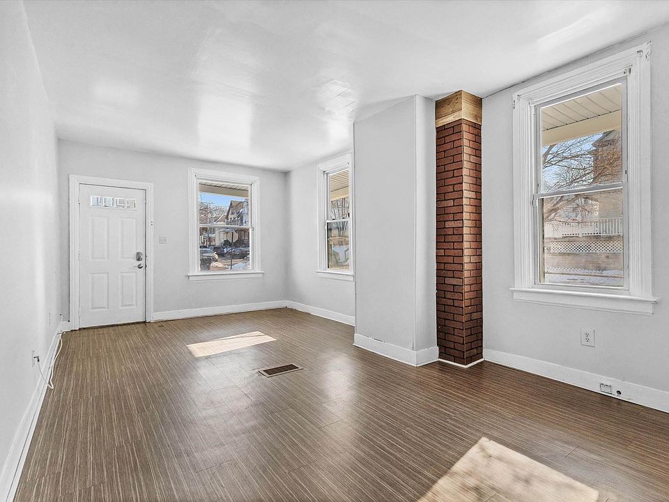 ROLLIE 19½ Street 712 1/2 N 19th St, Harrisburg, PA 17103 | MLS #PADA2056708 | Zillow